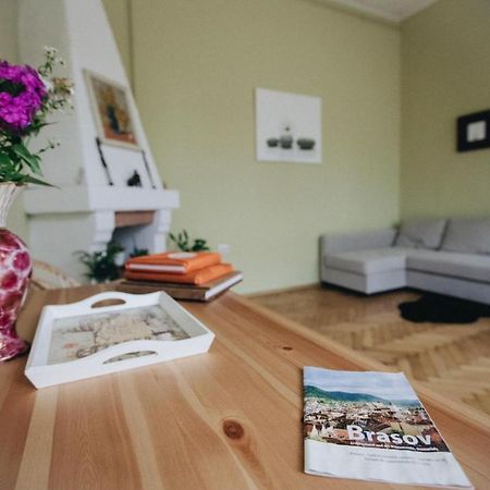 Love Nest Brasov Luaran gambar